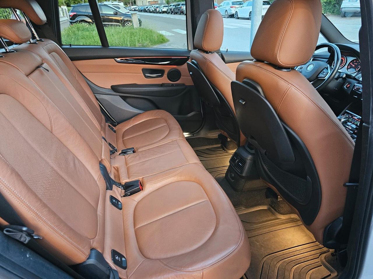 Bmw 218d 150cv Gran Tourer Luxury*Pelle*Navi*Tetto*18*Bi-Xeno*