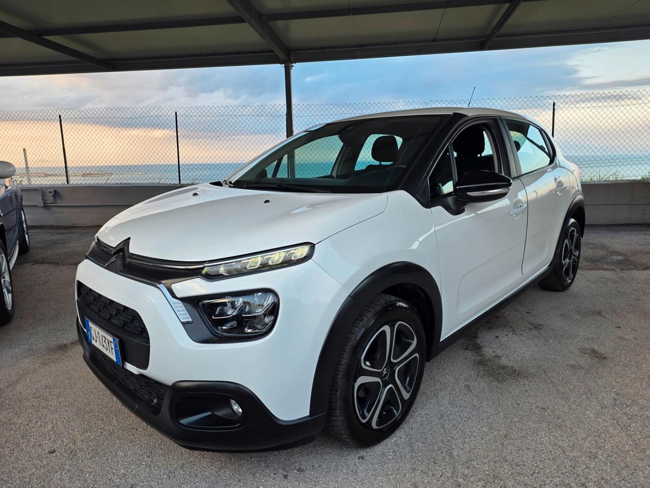 Citroen C3 BlueHDi 100 S&S Shine Pack