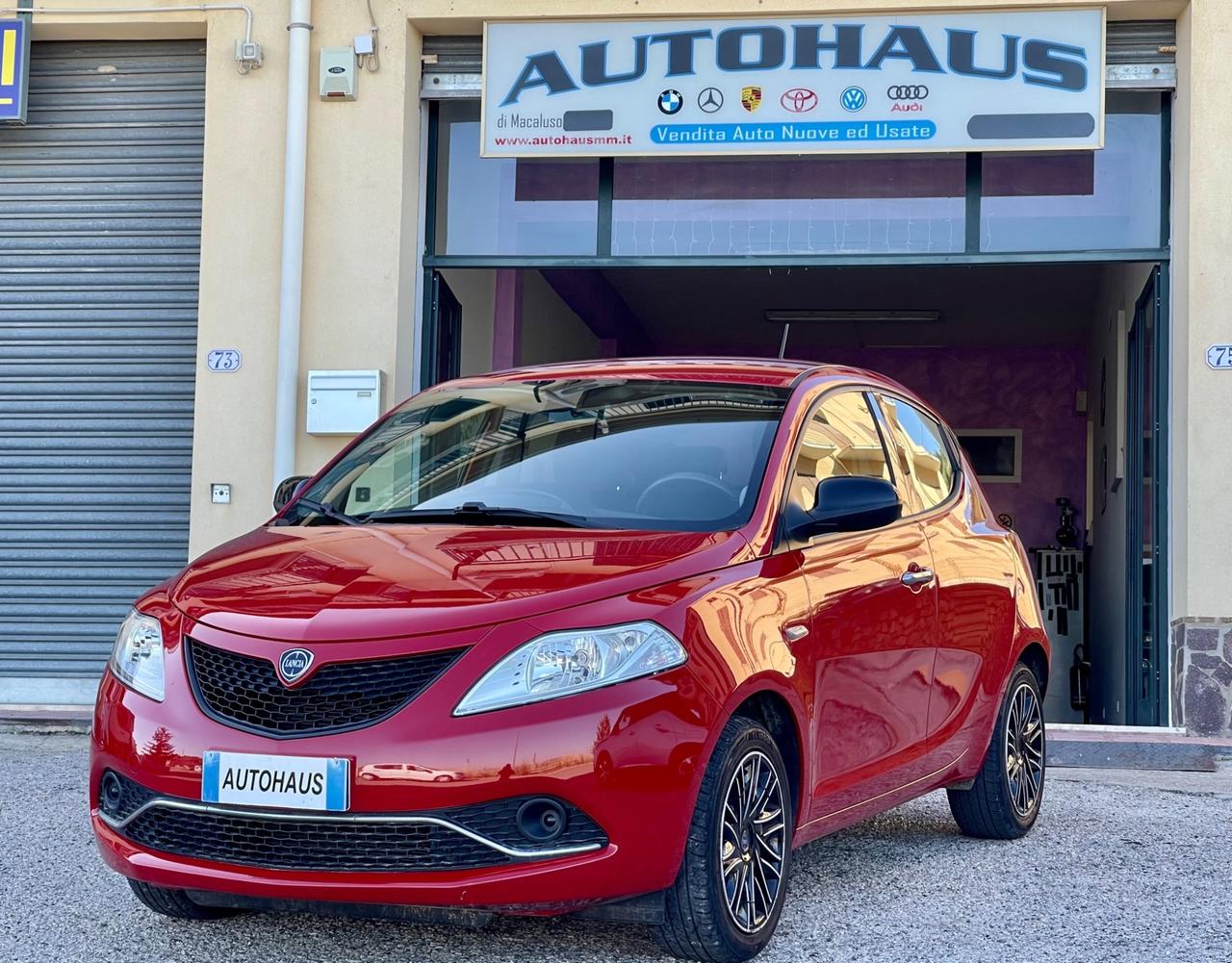 Lancia Ypsilon 1.2 69 CV 5 porte S&S Gold