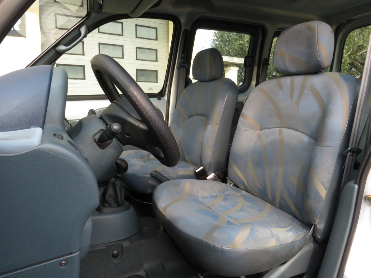 Renault Kangoo 1.2 60cv. meccanica ottima. gomme nuove.