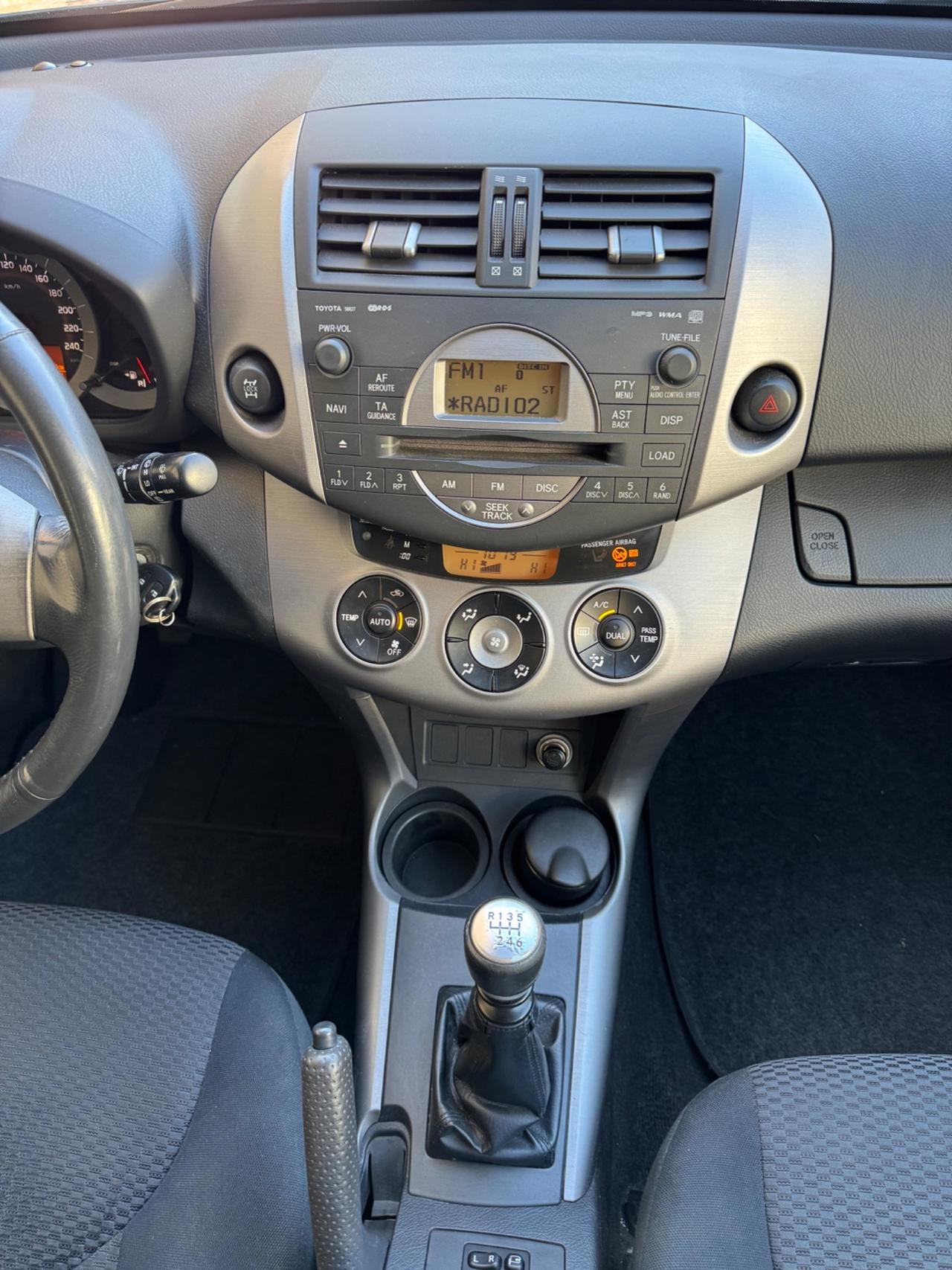 Toyota RAV 4 RAV4 2.2 D-4D 136 CV Sol