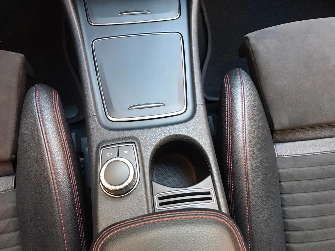 Mercedes-benz CLA 200 d 4Matic Automatic Premium