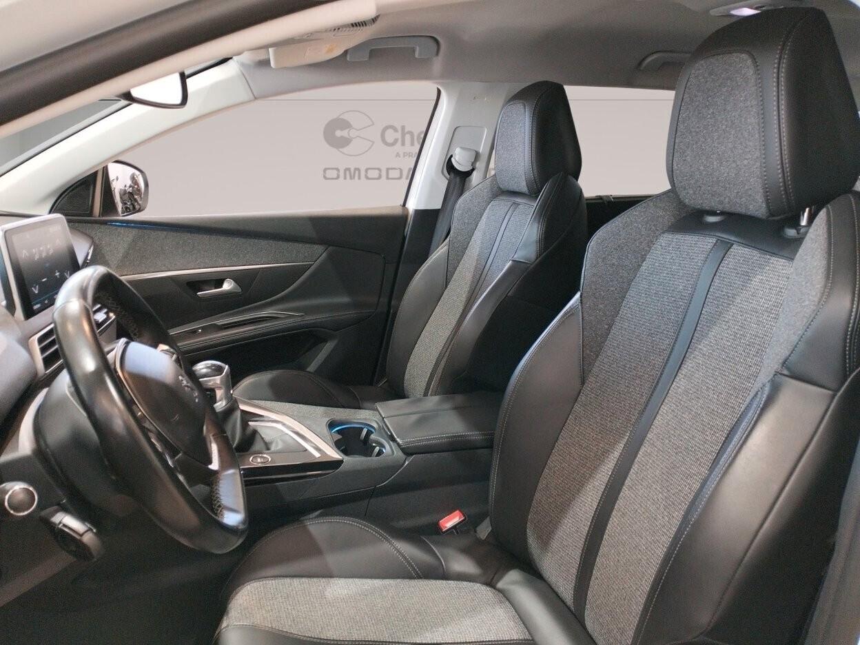 Peugeot 5008 BlueHDi 130 S&S Allure