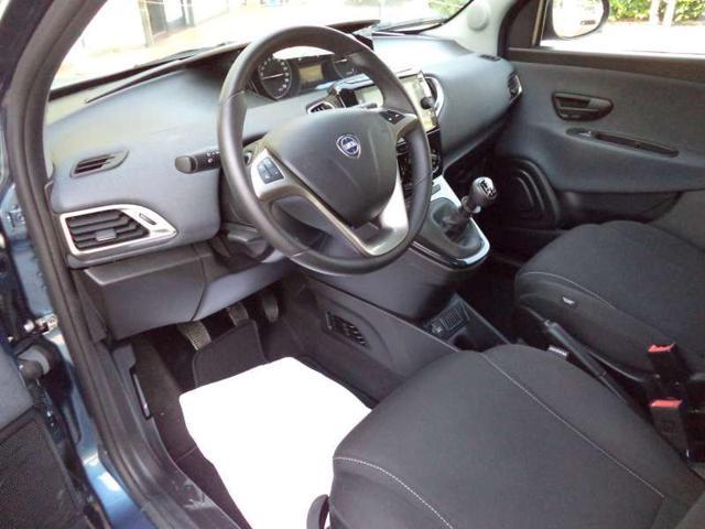 LANCIA Ypsilon 1.0 FireFly 5 porte S&S Hybrid Ecochic Gold