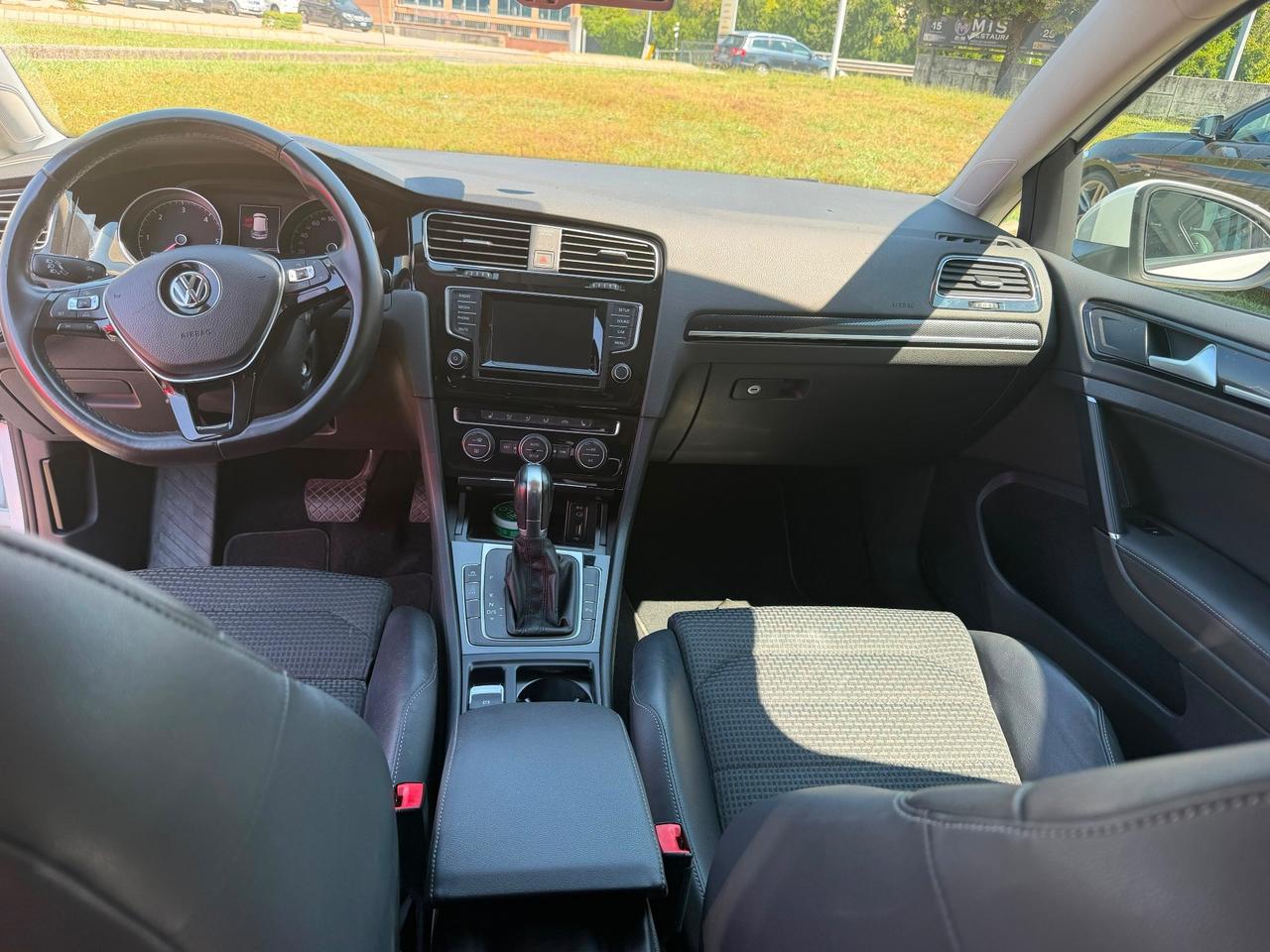 Volkswagen Golf Business 1.6 TDI 3p. Highline BlueMotion Technology
