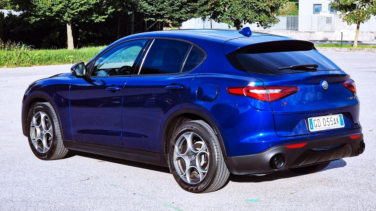 Alfa Romeo Stelvio 2.2 190 CV AT8 Q4 Executive