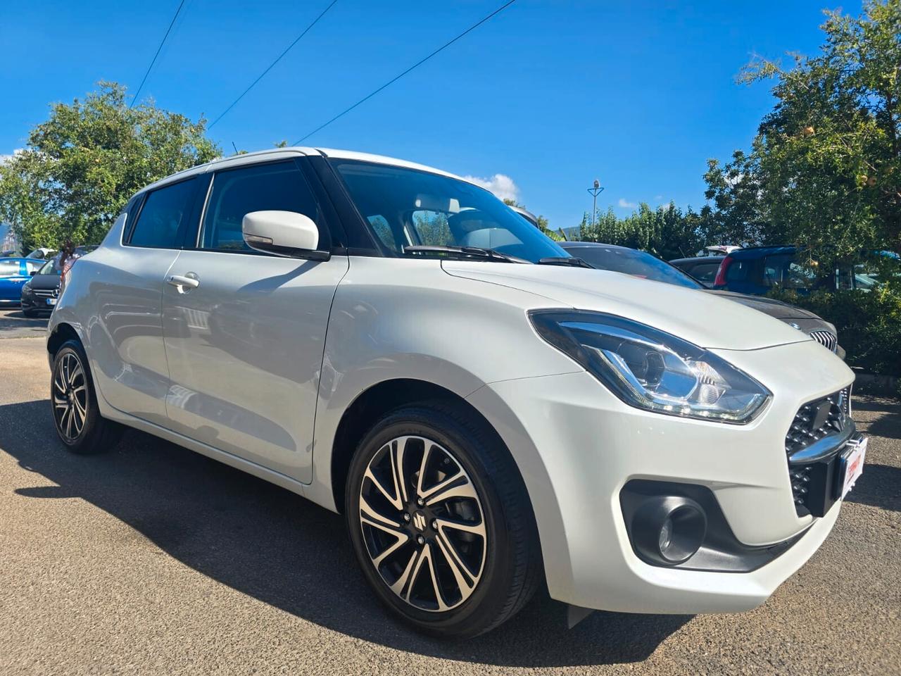 SUZUKI SWIFT 1.2 HYBRID 83CV TOP EDITION FULL PERLATO
