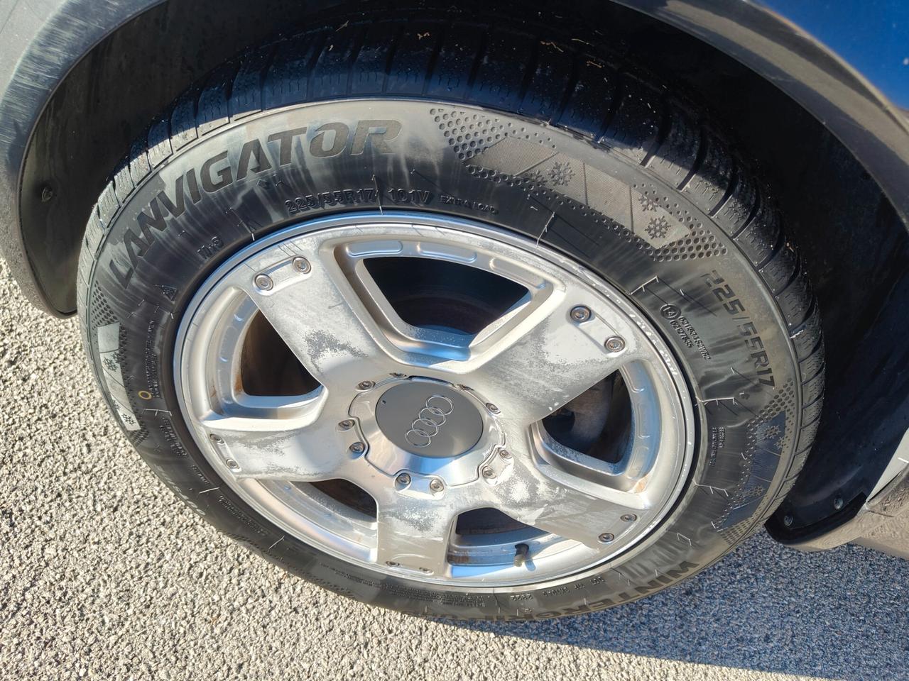 Audi A6 allroad 2.5 TDI 180 CV