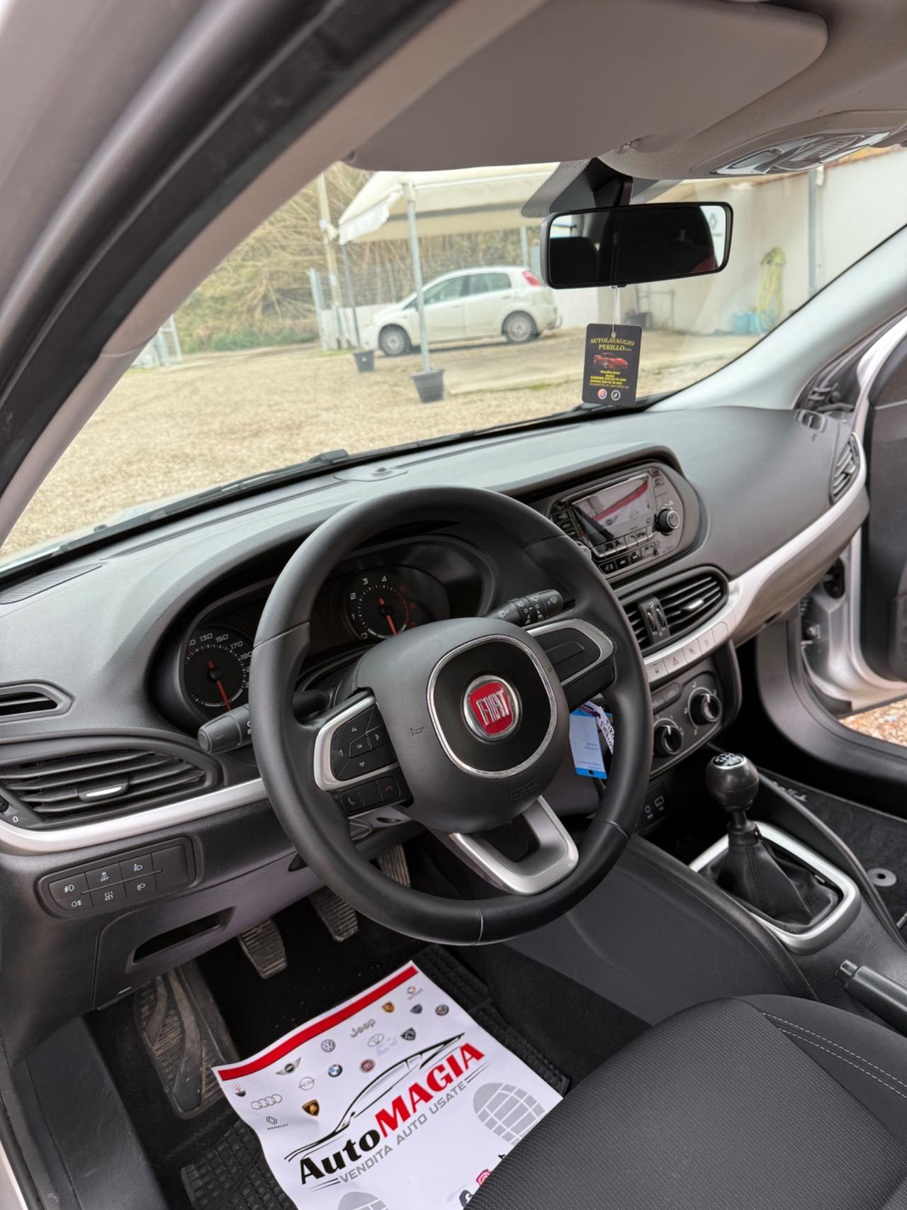 Fiat Tipo 1.6 Mjt S&S 5 porte Easy