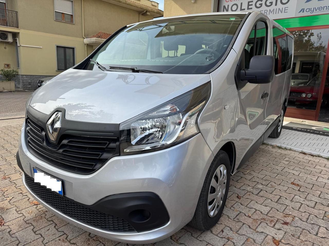 Renault Trafic 9 POSTI ZEN L1 T27 1.6 DCI 95CV S&S E6