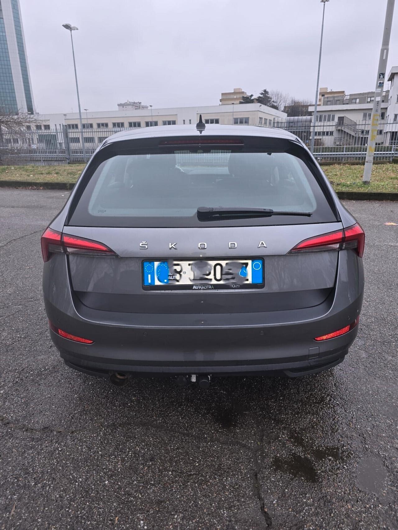 Skoda Scala 1.0 TSI 110 CV DSG Ambition GANCIO TRAINO REMOVIBILE FULL ADAS TELECAMERA