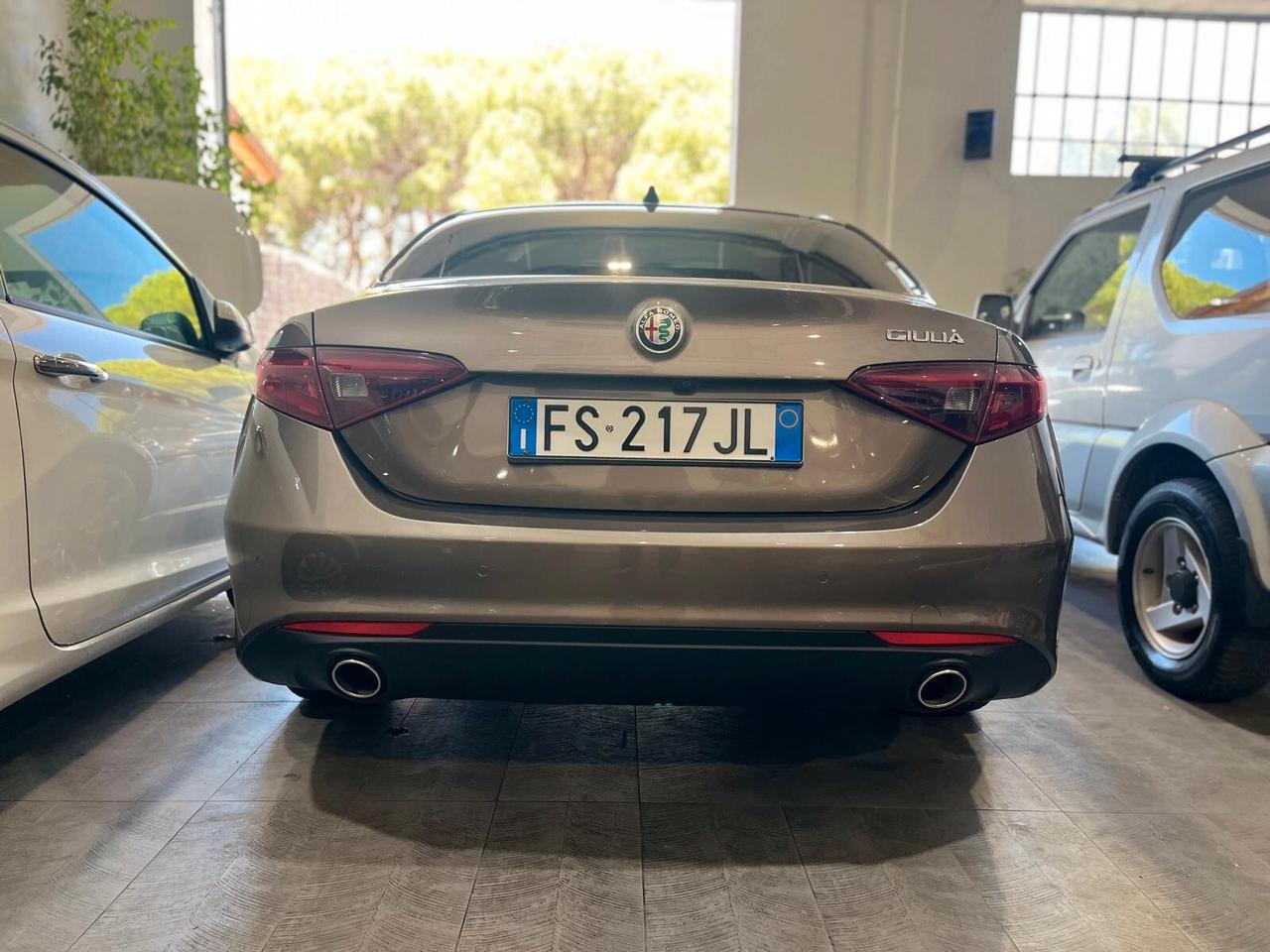 ALFA ROMEO GIULIA 2.2 Turbodiesel 180 CV 102340KM *UNICOPRO*