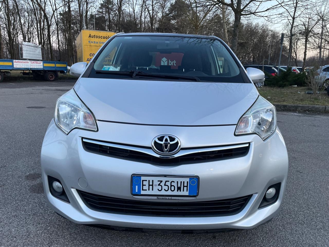 Toyota Verso-S 1.3 MT Active*Neopatentati*retrocamera*