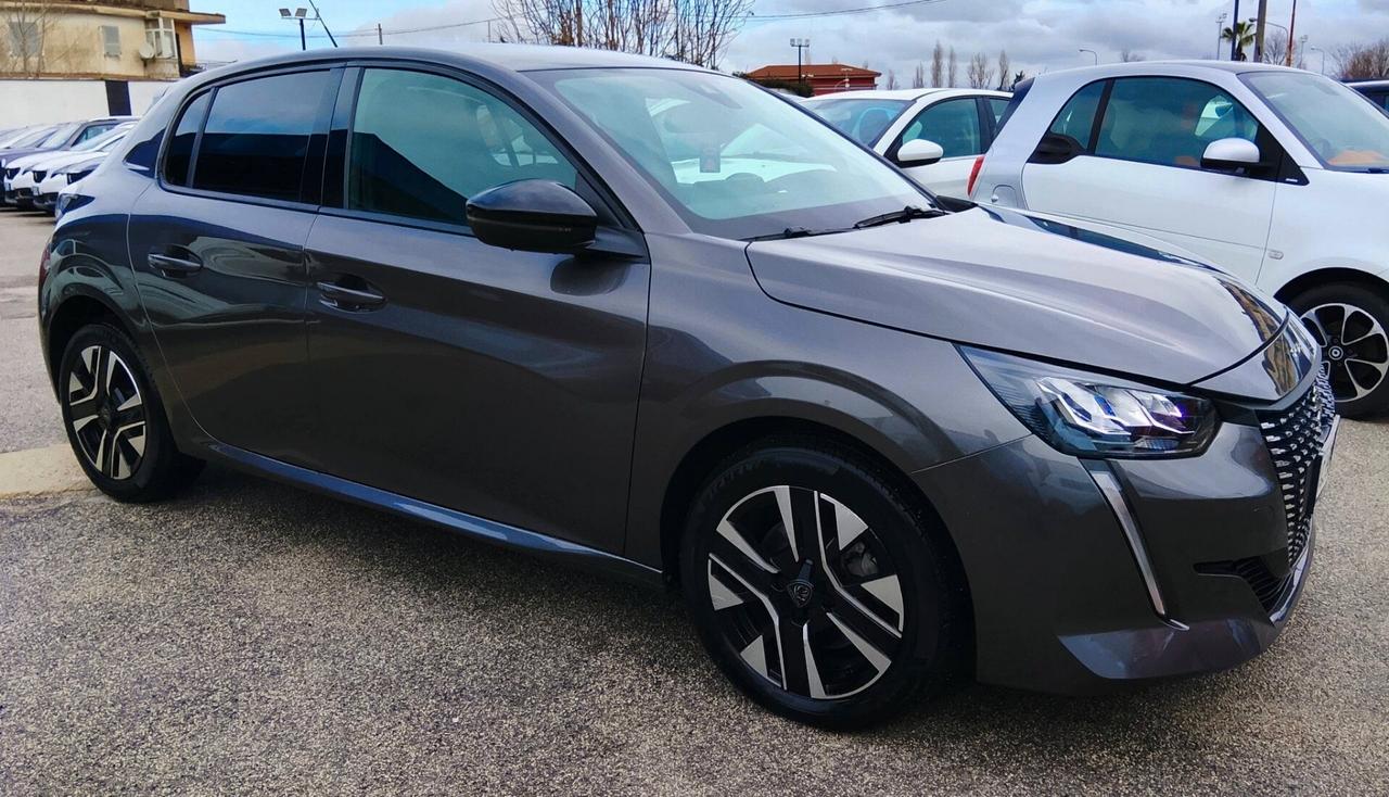 Peugeot 208 100CV GT 15K KM!