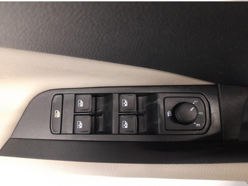 Škoda Kamiq Kamiq 1.0 tsi Black Dots 110cv dsg