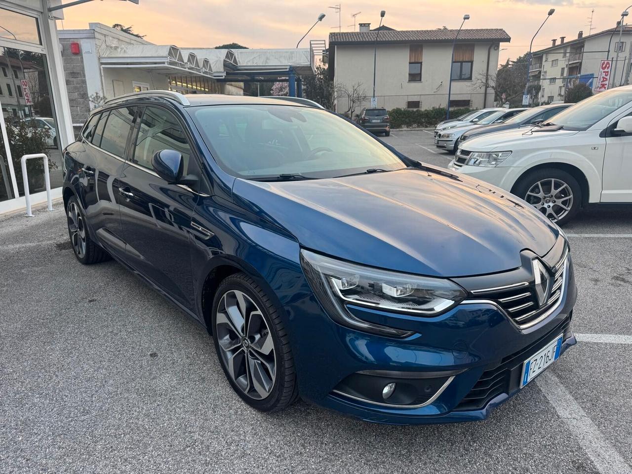 Renault Megane Sporter Blue dCi 115 CV EDC Intens