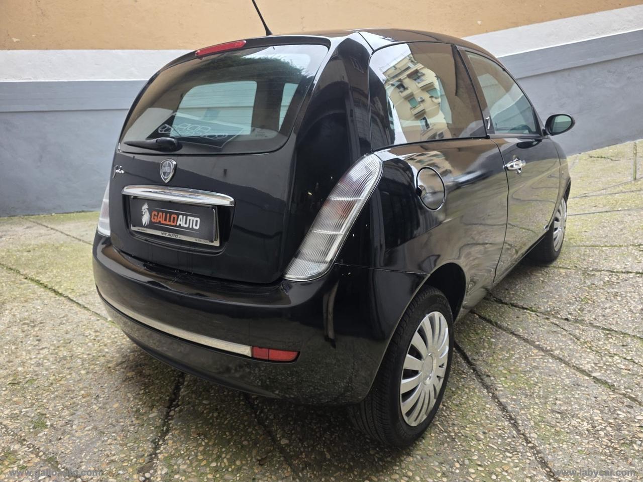 LANCIA Ypsilon 1.2 Platino