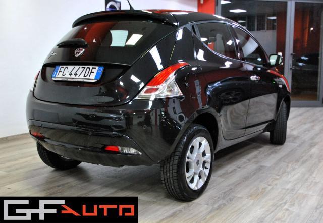 Lancia Ypsilon Ypsilon III 2015 0.9 Gold ecochic metano 80cv