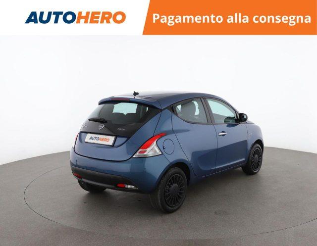 LANCIA Ypsilon 1.0 FireFly 5 porte S&S Hybrid Ecochic Silver