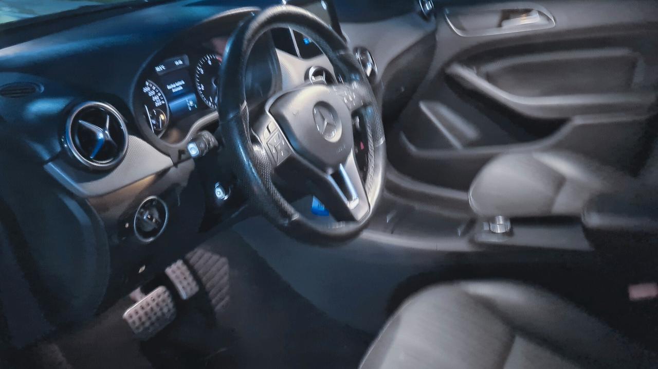 Mercedes-benz B 180*UNICOPROPRIETARIO *CDI Automatic Premium