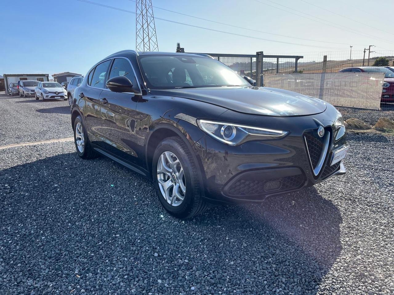 Alfa Romeo Stelvio 2.2 Turbodiesel 190 CV AT8 Q4 Business