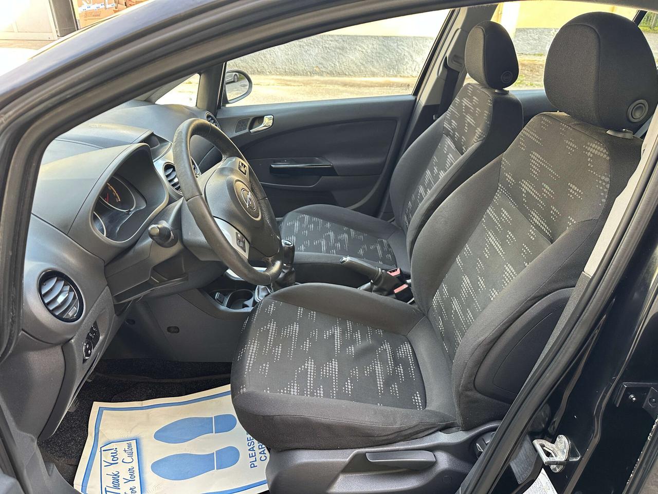 Opel Corsa 1.2 5 porte Club