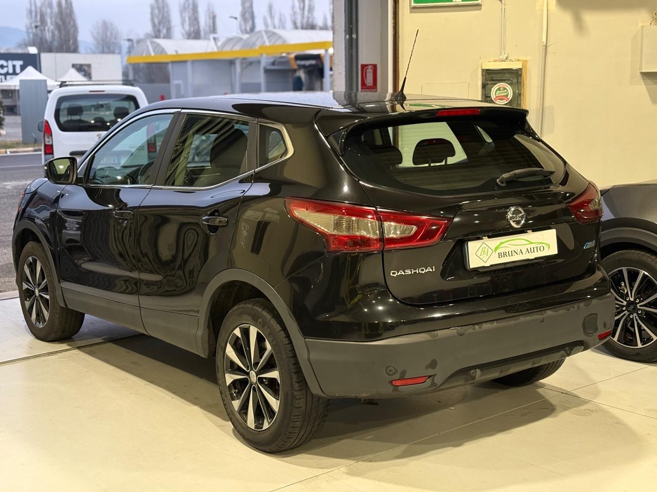 Nissan Qashqai 1.5 dCi DPF Tekna