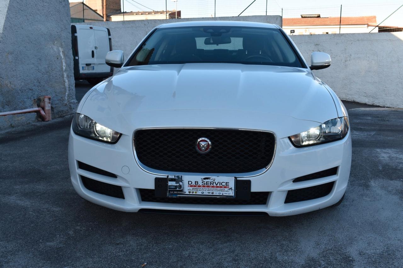 Jaguar XE