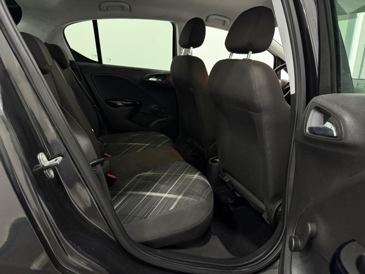 Opel Corsa 1.2 5 porte Edition PER COMMERCIANTI