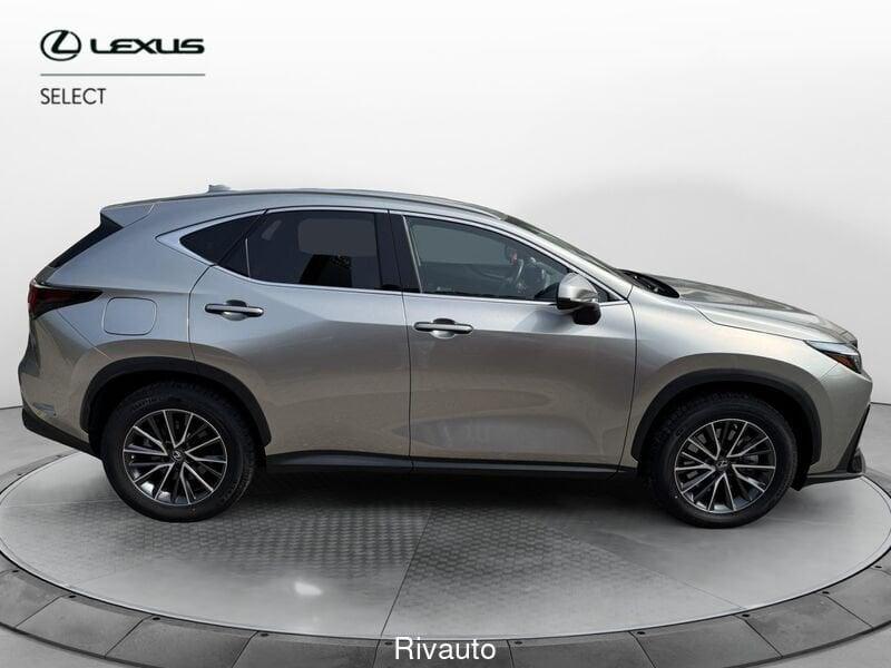 Lexus NX Plug-in 4WD Premium