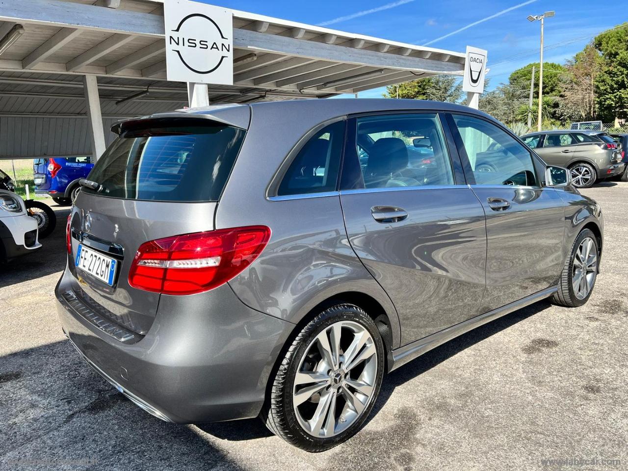 MERCEDES-BENZ B 200 d Automatic Sport