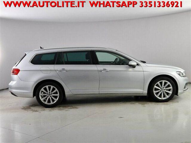 VOLKSWAGEN Passat Variant 2.0 TDI SCR EVO DSG GANCIO TRAINO ORIGINALE