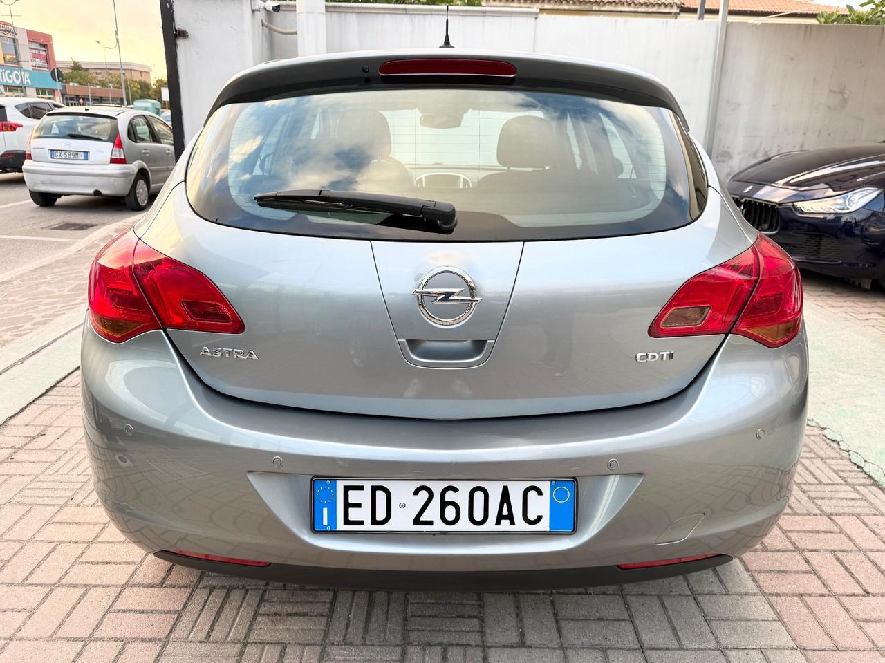 Opel Astra 1.7 CDTI Elective