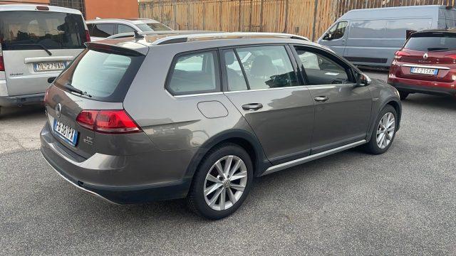 VOLKSWAGEN Golf Variant Alltrack 1.6 TDI 4MOTION Executive BMT