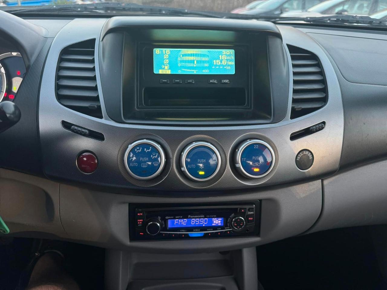 Mitsubishi L200 2.5 DI-D/136CV Double Cab Invite