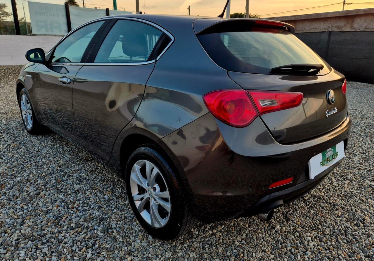 Alfa Romeo Giulietta 1.6 JTDm-2 105 CV