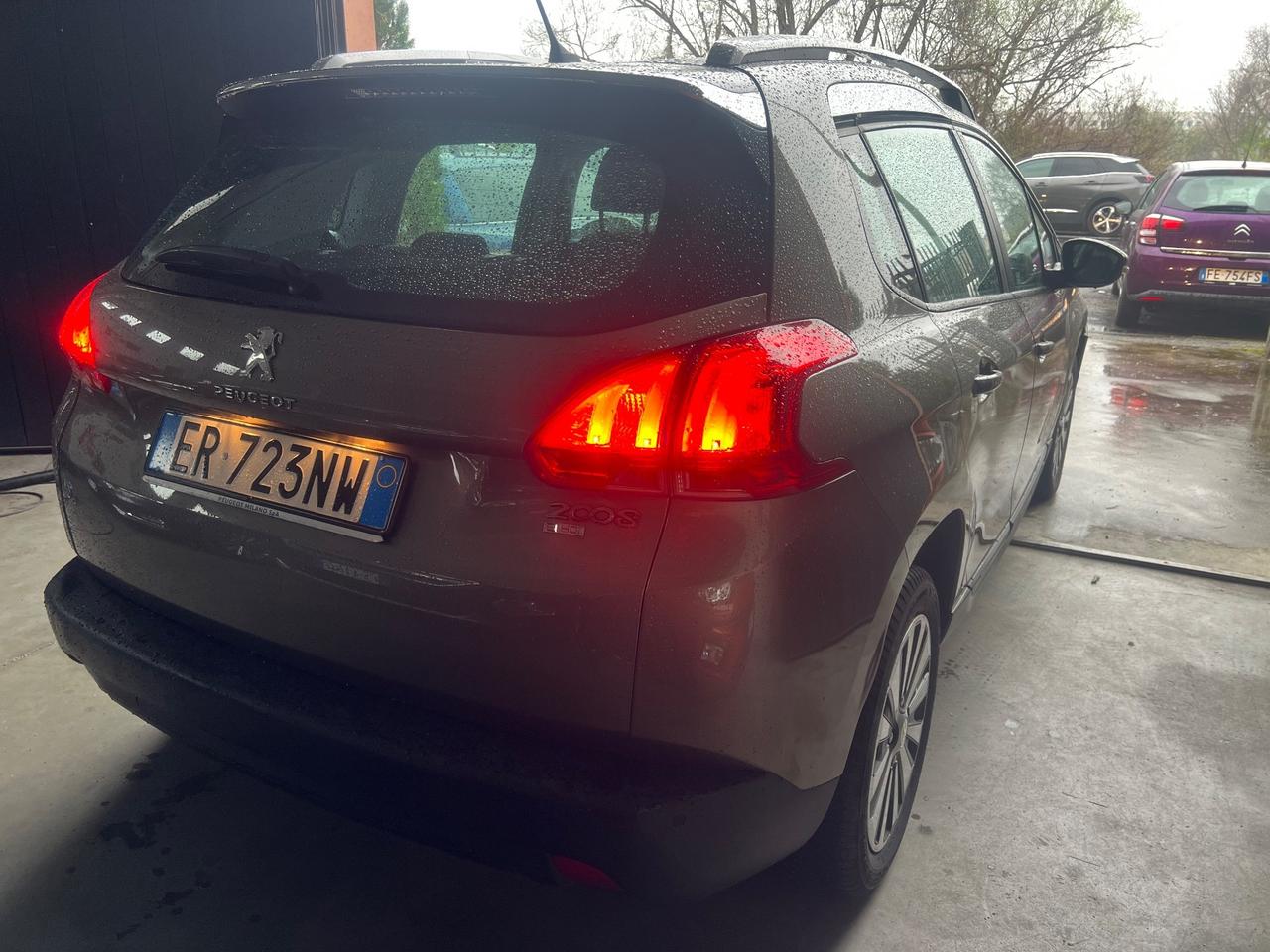 Peugeot 2008 1.6 e-HDi 92 CV Stop&Start robotizzato Allure