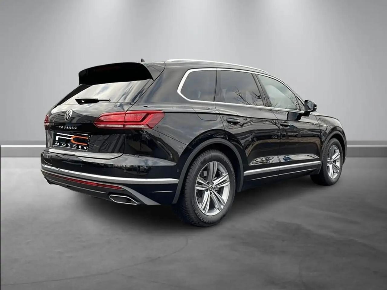 Volkswagen Touareg 3.0 V6 tdi ELEGANCE