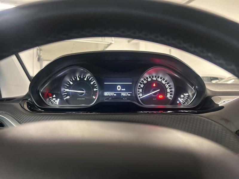 Peugeot 208 5P 1.2 PURETECH ALLURE S&S 82CV NEOPATENTATI
