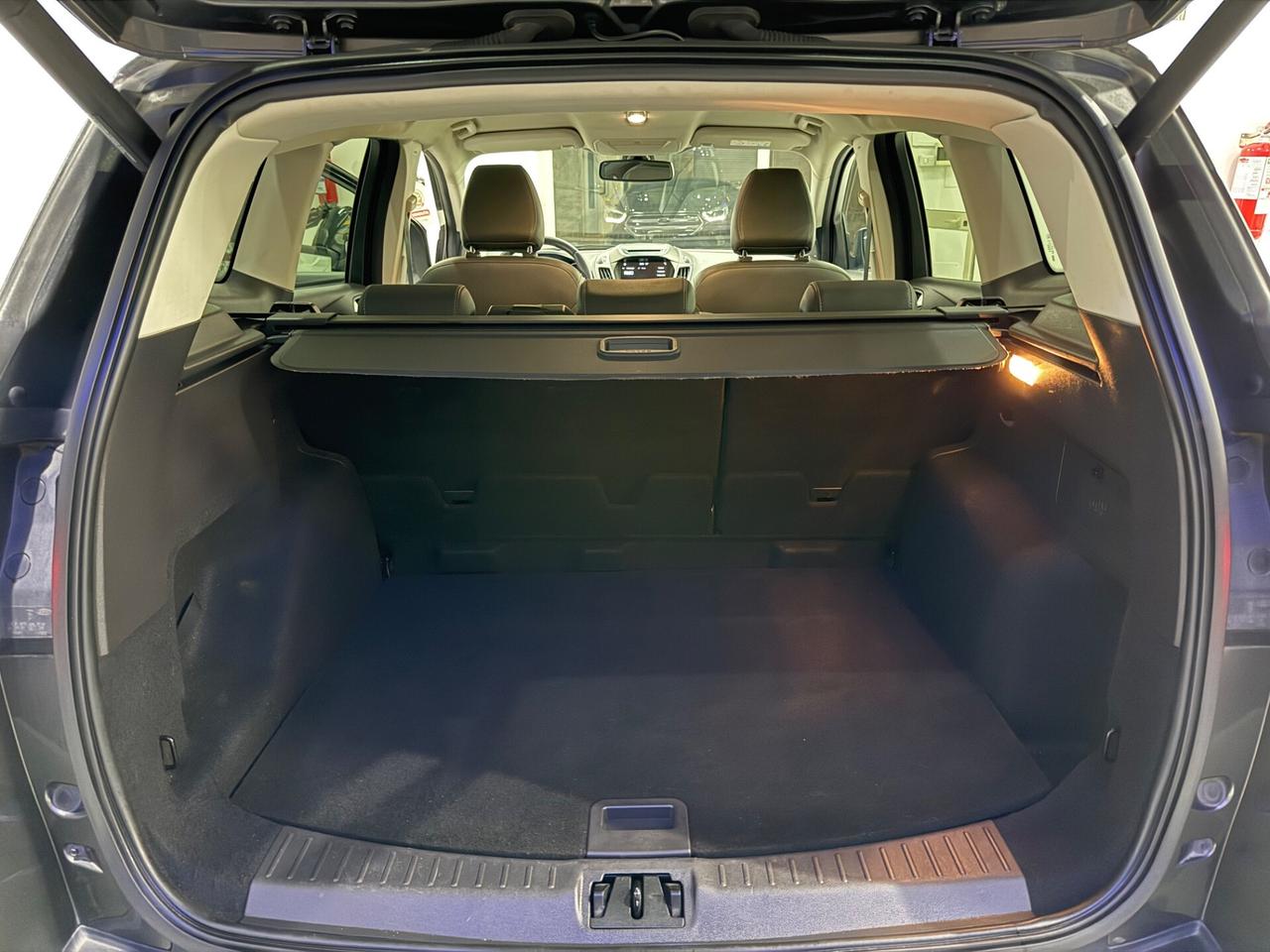 Ford Kuga 1.5 TDCI 120 Autom. Titanium