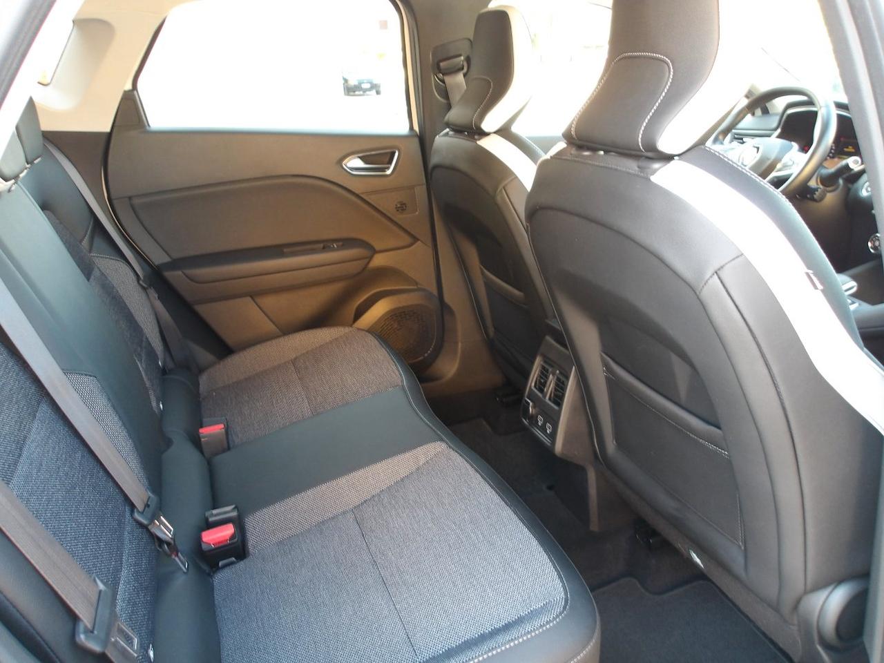 Renault Captur 1.5 blue dci Intens 115cv edc
