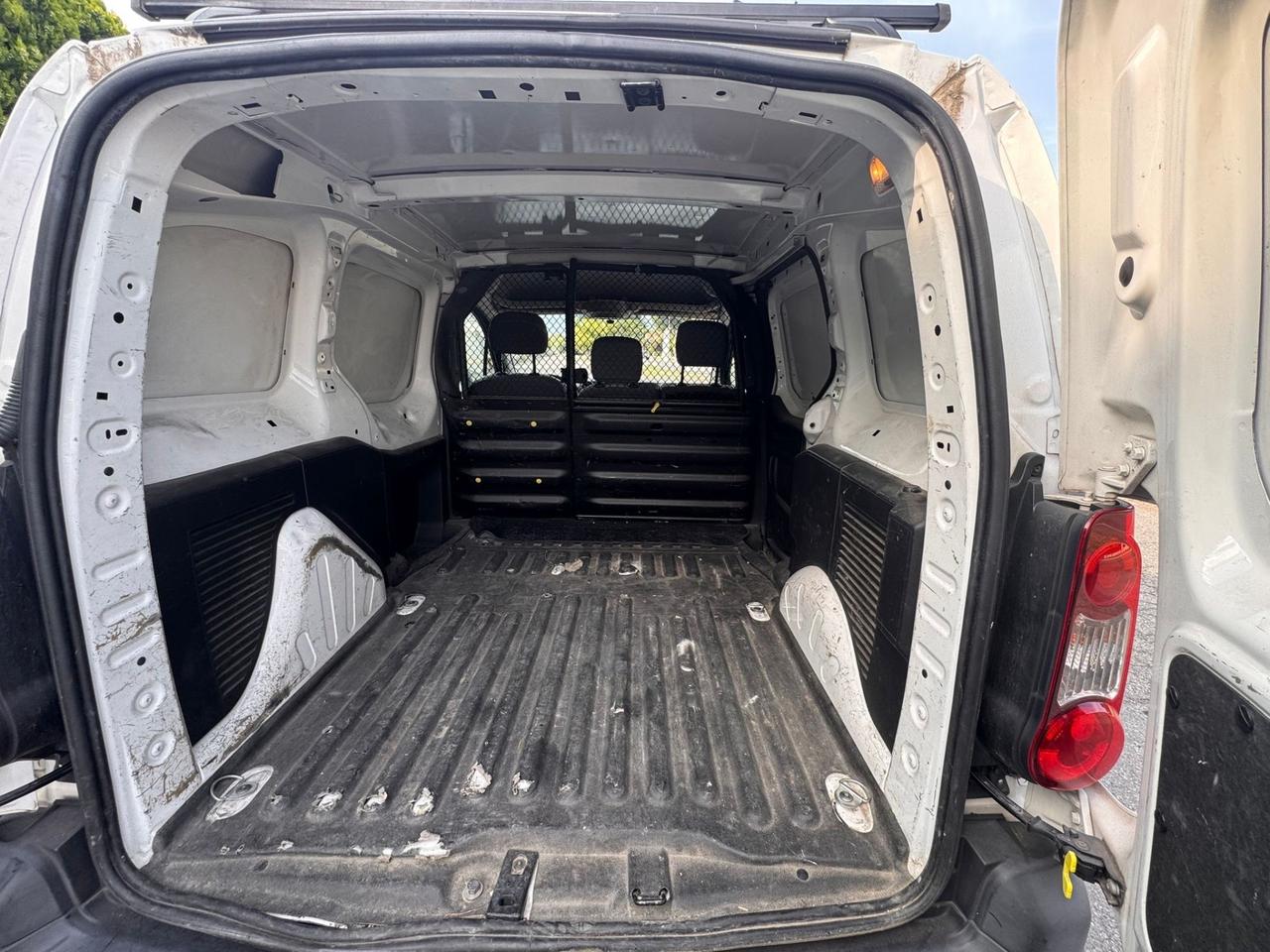 Citroen Berlingo 1.6 diesel, 3 p, anno 2016, autocarro
