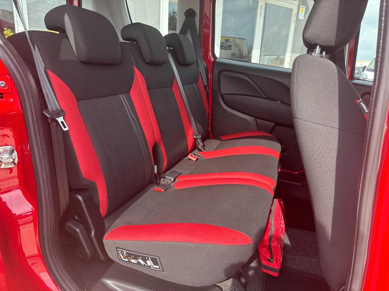 FIAT DOBLO 1.4 FIRE 16V 95CV EASY 2017