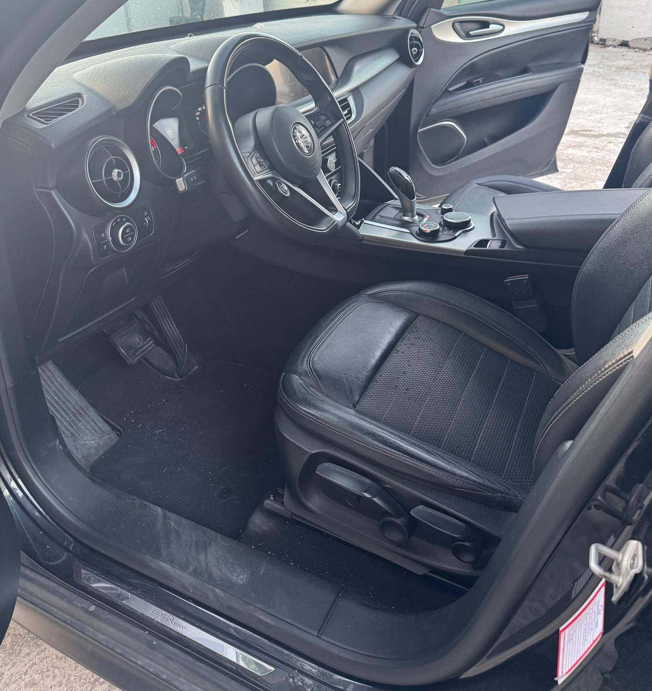 Alfa Romeo Stelvio 2.2 Turbodiesel 190 CV AT8 Q4 Sport-Tech