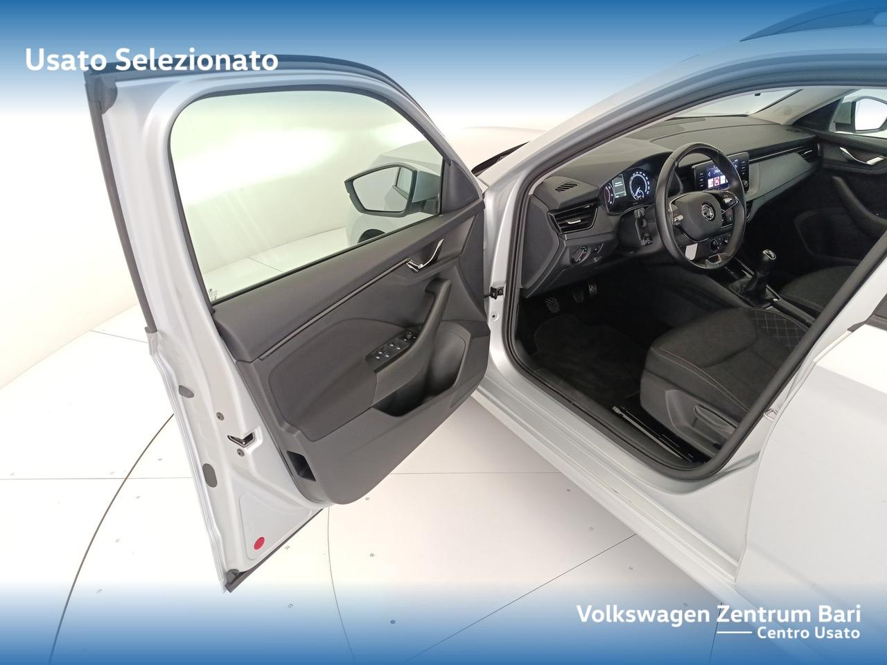 Skoda Kamiq 1.0 tsi ambition 95cv