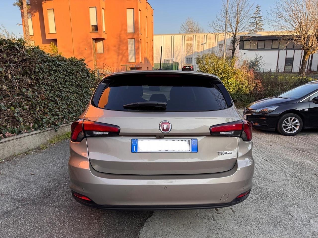 Fiat Tipo 1.6 Mjt S&S SW Lounge Euro 6Dtemp