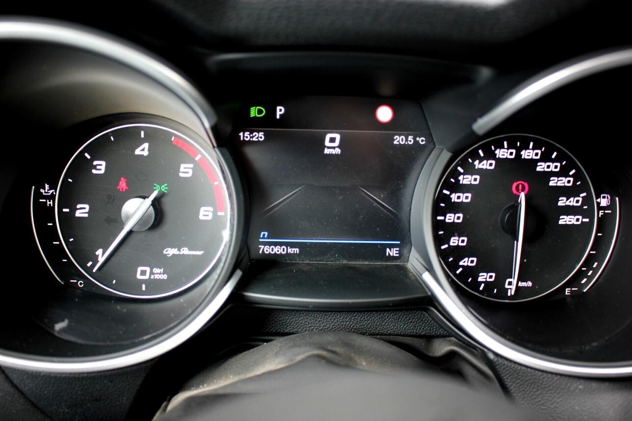 Alfa Romeo Stelvio 2.2 190CV *PREZZO REALE*EXECUTIVE AT8 UNIPRO AZIENDALE