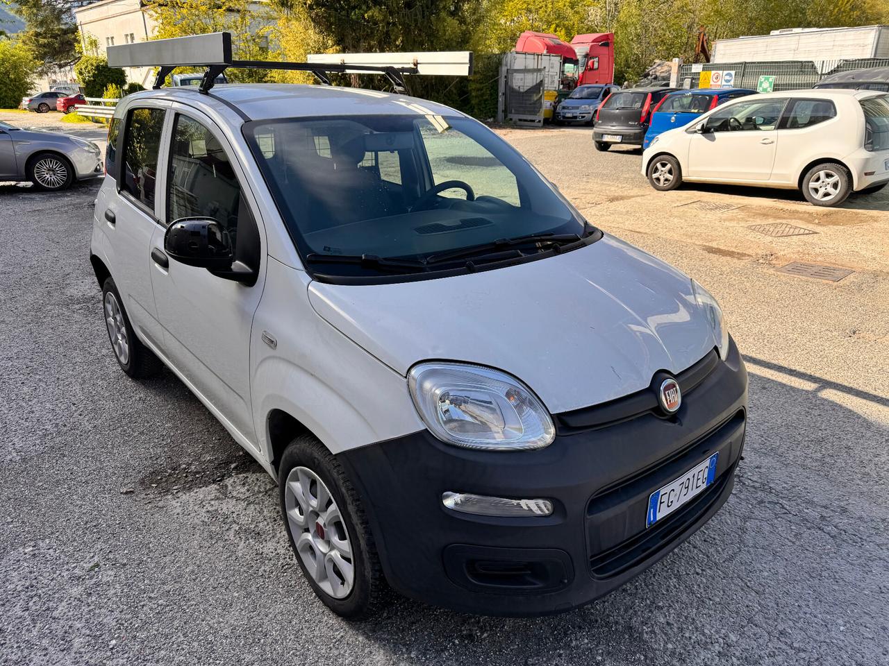 FIAT PANDA VAN BENZ/METANO 85CV 2p 2017 PERFETTE CONDIZIONI GARANZIA