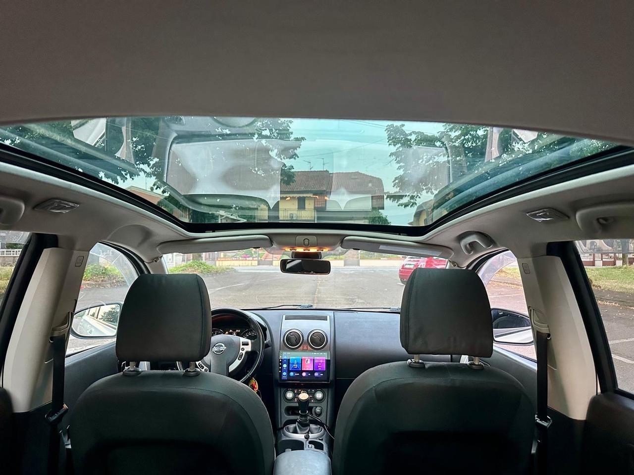 Nissan Qashqai. . 7 POSTI