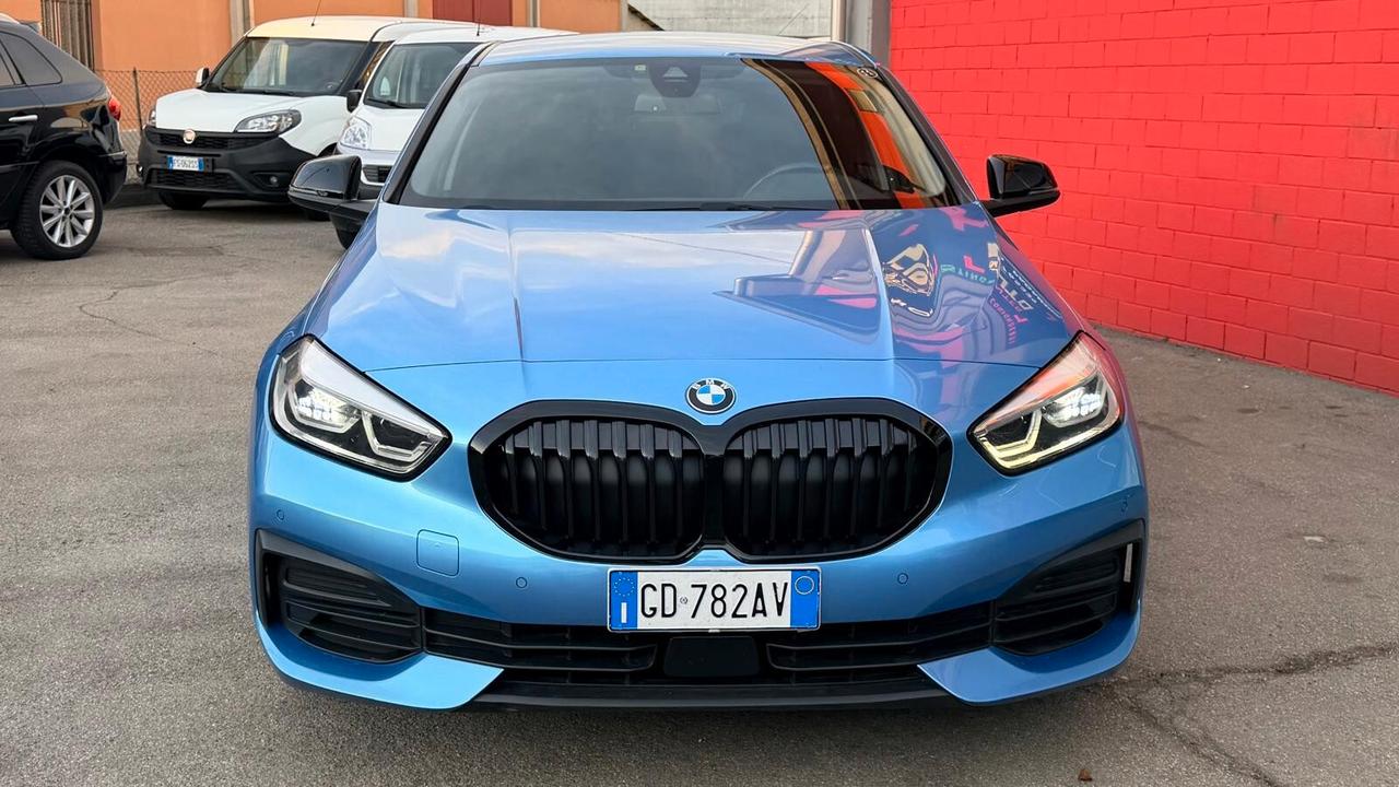 Bmw 116d 5p. Sport Automatica Neopatentati Virtual Cockpit